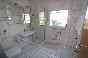 Gräfrath! Helle 3-Zimmer-Wohnung mit Balkon nahe des Ortskern – Die vollständige Adresse der Immobilie erhältst du vom Anbieter., 42653 Gräfrath, Solingen – Vorschaubild 8
