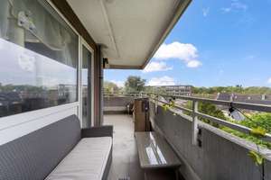 Domblick in Deutz – 3-Zimmer-Wohnung mit großem Sonnenbalkon nahe der Lanxess Arena! – Die vollständige Adresse der Immobilie erhältst du vom Anbieter., 50679 Deutz, Köln – Vorschaubild 5