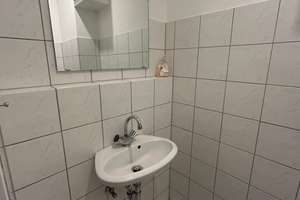 Wohnen mit Charakter: 3-Zimmer-Dachgeschosswohnung in Mönchengladbach – Taunusstraße 98, 41236 Geistenbeck, Mönchengladbach – Vorschaubild 8