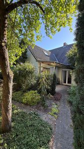 GAMSEN - Siedlungshaus mit traumhaften Garten und viel Lagerfläche
