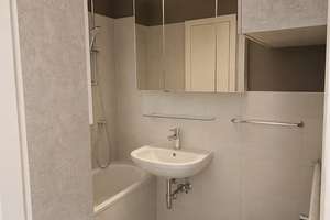 3-Zimmer-Wohnung in gefragter Lage! Kann mittelfristig leer werden! – Storkower Str. 32, 10409 Prenzlauer Berg, Berlin – Vorschaubild 3