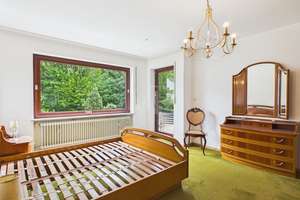 Repräsentative Unternehmer-Villa mit DG-ELW und Atelier in hervorragender und ruhiger Wohnlage – Die vollständige Adresse der Immobilie erhältst du vom Anbieter., 85051 Süd, Ingolstadt – Vorschaubild 9