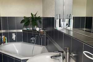 07973! Greiz - Haus mit großer Wohnung  u. kleinem Grundstück – Die vollständige Adresse der Immobilie erhältst du vom Anbieter., 7973 Greiz – Vorschaubild 1