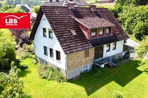 +++RESERVIERT+++ Einfamilienhaus in ruhiger Lage von Bad Berleburg-Richstein – Die vollständige Adresse der Immobilie erhältst du vom Anbieter., 57319 Bad Berleburg – Vorschaubild 1