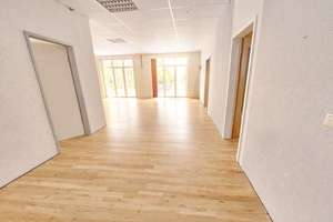335m² Wohn-/Nutzfläche *aufstockbar* + 2.784m² bebaubares Grundstück – Bahnhofstr. 0, 24594 Hohenwestedt – Vorschaubild 3