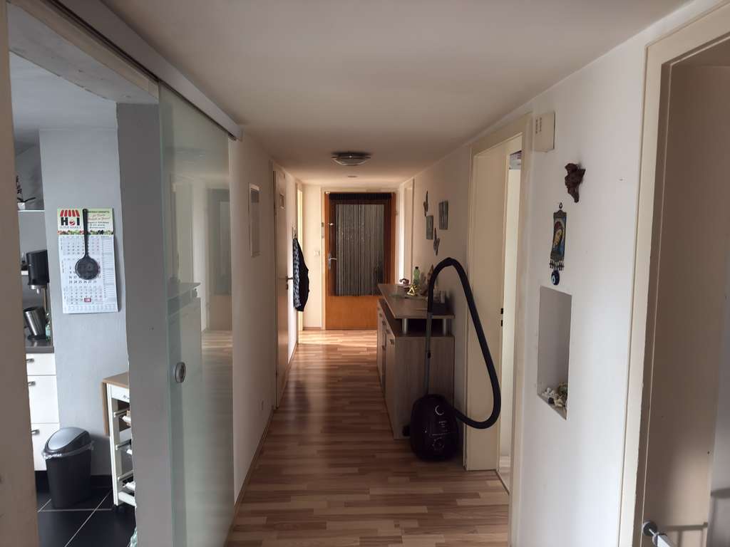 Immobilie in Donaueschingen - 4 Zimmer Wohnung in Donaueschingen mit Garage und Garten - Bild 0