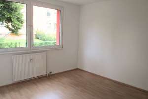 Komfortabel wohnen: Helle Räume, Balkon und perfekte Infrastruktur für Familien – Julius-Leber-Straße 7, 38228 Lebenstedt, Salzgitter – Vorschaubild 5