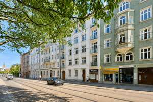 Historischer Charme mit Raum für Ihre Wohnideen: 3-Zimmer-Wohnung im denkmalgeschützten Altbau – Die vollständige Adresse der Immobilie erhältst du vom Anbieter., 81669 Haidhausen Süd, München – Vorschaubild 4
