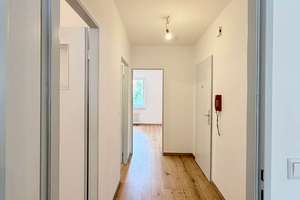 Stilvolle 2 Zimmer Wohnung mit Parkett, Balkon und Außenstellplatz in Lichterfelde – Die vollständige Adresse der Immobilie erhältst du vom Anbieter., 12203 Lichterfelde, Berlin – Vorschaubild 26