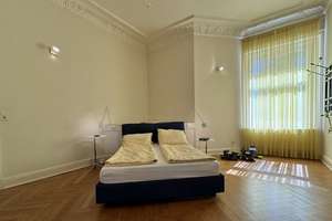 Altbau-Eleganz – Eigentumswohnung mit restauriertem Stuck in Adresslage von Harvestehude – Die vollständige Adresse der Immobilie erhältst du vom Anbieter., 20144 Harvestehude, Hamburg – Vorschaubild 9