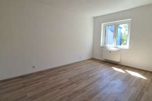Schön! Gemütlich und renoviert! Große 3,5 Raum Wohnung in GE-Rotthausen!