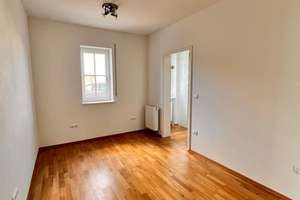 Großes Einfamilienhaus - Baujahr 2006 - mit 1.916 m² Grundstück, Doppelgarage & Homeoffice-Potenzial – Krottenseer Hauptstraße 14, 91284 Neuhaus an der Pegnitz – Vorschaubild 48