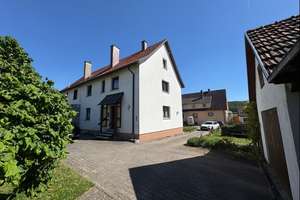 Doppelhaushälfte mit Garage – Die vollständige Adresse der Immobilie erhältst du vom Anbieter., 78187 Geisingen – Vorschaubild 4