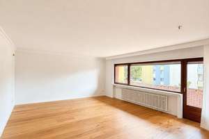 Eigentumswohnung von PRIVAT Großzügige 4-Zimmer-Wohnung in Olewig mit Balkon, Garage und Stellplatz – 54295 Olewig, Trier – Vorschaubild 1