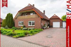 Gepflegtes Einfamilienhaus mit parkähnlichem Garten in bester Lage von Bunde! – Die vollständige Adresse der Immobilie erhältst du vom Anbieter., 26831 Bunde – Vorschaubild 1