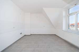 3-Zimmer-Dachgeschoss-Wohnung – direkt auf der beliebten Karl-Heine-Straße – Die vollständige Adresse der Immobilie erhältst du vom Anbieter., 4229 Plagwitz, Leipzig – Vorschaubild 4