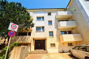 Schöne 4 Zimmerwohnung mit Stellplatz und Balkon – Alleestraße 134, 42853 Remscheid – Vorschaubild 2