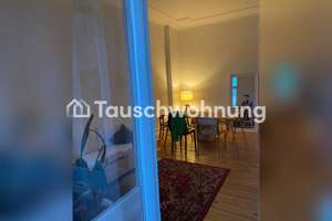 Tauschwohnung: 2 Zimmer Altbauwohnung mit Balkon