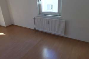 2 Zi Wohnung in Nürnberg Humboldstr. ab 1. oder 15. Oktober – Die vollständige Adresse der Immobilie erhältst du vom Anbieter., 90459 Galgenhof, Nürnberg – Vorschaubild 2