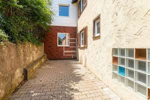 Zwei Einheiten, unzählige Möglichkeiten – saniertes Zweifamilienhaus in Gechingen – 75391 Gechingen – Vorschaubild 5