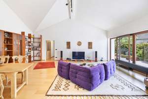 Großzügiges Einfamilienhaus mit ruhigem Garten und vielseitigem Platzangebot – Die vollständige Adresse der Immobilie erhältst du vom Anbieter., 81245 Obermenzing, München – Vorschaubild 4