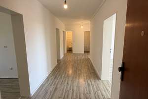 Komplett renovierte 4,5-Zimmer-Wohnung mit Balkon in Gelsenkirchen-Resse – ca. 90 m² – Middelicher Straße 280, 45892 Resse, Gelsenkirchen – Vorschaubild 2