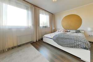 Familienfreundliches Reihenmittelhaus mit Sonnenbalkon und ausgebautem Dachgeschoss – Die vollständige Adresse der Immobilie erhältst du vom Anbieter., 22457 Schnelsen, Hamburg – Vorschaubild 10