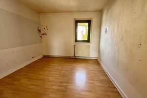 Alle unter einem Dach! Hier ist Platz für die ganze Familie – Die vollständige Adresse der Immobilie erhältst du vom Anbieter., 35080 Bad Endbach – Vorschaubild 9