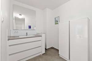 Gartenwohnung mit Küche und Tiefgaragenstellplatz! – Die vollständige Adresse der Immobilie erhältst du vom Anbieter., 50999 Rodenkirchen (Ortsteil), Köln – Vorschaubild 18