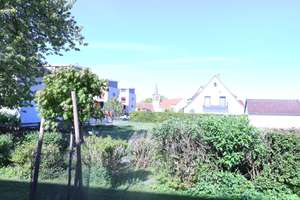 Sonnige 3 Zimmer ruhig gelegen in Fallersleben + + Balkon + + Stellplatz + + Kellerraum – Glockenbergweg 10, 38442 Fallersleben, Wolfsburg – Vorschaubild 2
