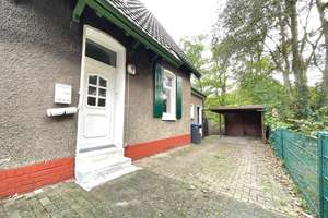 Erstbezug nach Renovierung! Charmantes Zechenhaus zur Miete mit eigenem Carport in Moers-Hochstraß