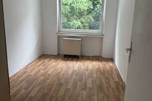 3 Jahre befristet! 3 Zimmer, Süd-West Balkon, Stadtnah! – Deweerthstraße 24, 42107 Elberfeld, Wuppertal – Vorschaubild 3