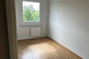 Schöne 3 Raum Wohnung mit Balkon in ruhiger Lage – Walter-Arnold-Str. 9, 1219 Strehlen, Dresden – Vorschaubild 3