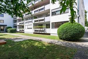 3-Zimmer ETW mit großem Balkon ins Grüne am Romanplatz, zwischen Schlosspark und Hirschgarten – Die vollständige Adresse der Immobilie erhältst du vom Anbieter., 80639 Nymphenburg, München – Vorschaubild 15