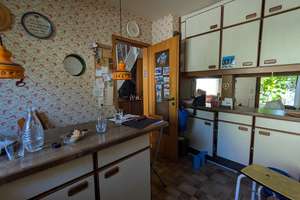 Für die kleine Familie: Reihenmittelhaus mit schattiger Weinlaube und hübschem Gärtchen! – Die vollständige Adresse der Immobilie erhältst du vom Anbieter., 70327 Untertürkheim (Ortsteil), Stuttgart – Vorschaubild 9