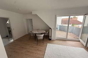Wohnhaus  aus 1995 in historischer Hofreite mir PKW Stellplatz & Balkon in ruhiger/ zentraler Lage – Stolbergerstrasse 24, 65205 Nordenstadt, Wiesbaden – Vorschaubild 3