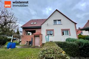 Charmantes Zuhause mit Terrasse, Balkon und Tiefgarage in ruhiger Lage in Bitterfeld! – Die vollständige Adresse der Immobilie erhältst du vom Anbieter., 6749 Bitterfeld-Wolfen – Vorschaubild 2