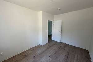 Frisch renovierte 3-Zimmer-Wohnung im Erdgeschoss in Salzgitter-Bad – 38259 Salzgitter-Bad, Salzgitter – Vorschaubild 3