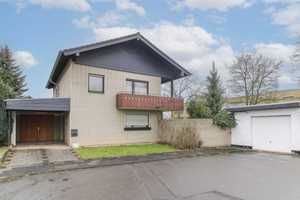 Freistehendes Einfamilienhaus mit Garten, Terrasse und zwei Garagen bei Köln – Rhein-Erft-Kreis – Vorschaubild 20