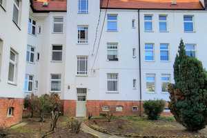 2-RW im ruhigen Hinterhaus – mit Einbauküche – sofort verfügbar  – Kühleweinstr.  1, 39106 Magdeburg – Vorschaubild 2