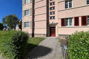 Gefragte Wohnungsgröße im Denkmalensemble! Vermietete 4-Zimmer-Wohnung mit Balkon und Stellplatz – Die vollständige Adresse der Immobilie erhältst du vom Anbieter., 1219 Strehlen, Dresden – Vorschaubild 8