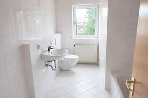 Moderne 3-Zimmer-Maisonette mit Gäste-WC, Balkon, Kellerabteil – ruhige Lage in Offenburg – Adalbert-Stifter-Weg 16, 77652 Offenburg – Vorschaubild 6