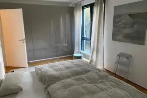 Grosse Luxuswohnung am Naturschutzgebiet – ideal für Homeoffice und Familie – Tachenbergstraße 29c, 70499 Stuttgart – Vorschaubild 6