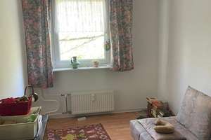 Bezugsfrei: Gut geschnittene 3-Zimmer-Wohnung mit grandioser Aussicht vom schönen Balkon – Die vollständige Adresse der Immobilie erhältst du vom Anbieter., 13051 Neu-Hohenschönhausen, Berlin – Vorschaubild 8