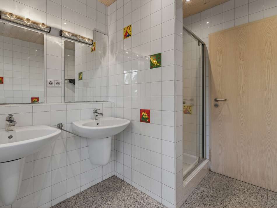 Kinderbadezimmer Ansicht 2