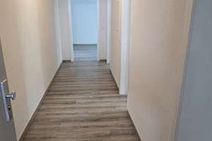 Erdgeschosswohnung mit Balkon.. – Lösorter Straße 59, 47137 Mittelmeiderich, Duisburg – Vorschaubild 2