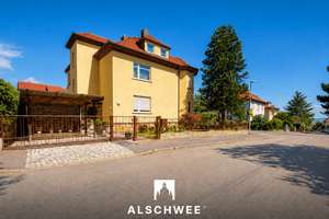*** Exklusiv *** Stadthaus Zweifamilienhaus mit Garten, Pool, Einbauküche, viel Platz in toller Lage – Die vollständige Adresse der Immobilie erhältst du vom Anbieter., 1187 Naußlitz, Dresden – Vorschaubild 4