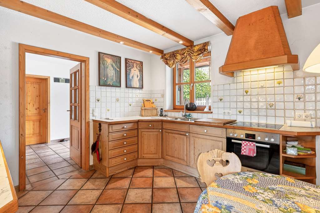 Immobilie in Lenggries - Exclusives Landhaus mit traumhaftem Bergblick - Bild 4