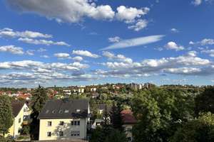 Schöne drei Zimmer Wohnung in Lengfeld in ruhiger Lage mit Balkon, Tageslicht Bad und Gartennutzung – 97076 Lengfeld, Würzburg – Vorschaubild 4