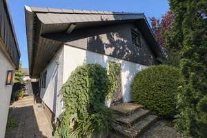 Großes Einfamilienhaus mit Einliegerwohnung und traumhaftem Garten! – 64839 Münster – Vorschaubild 2